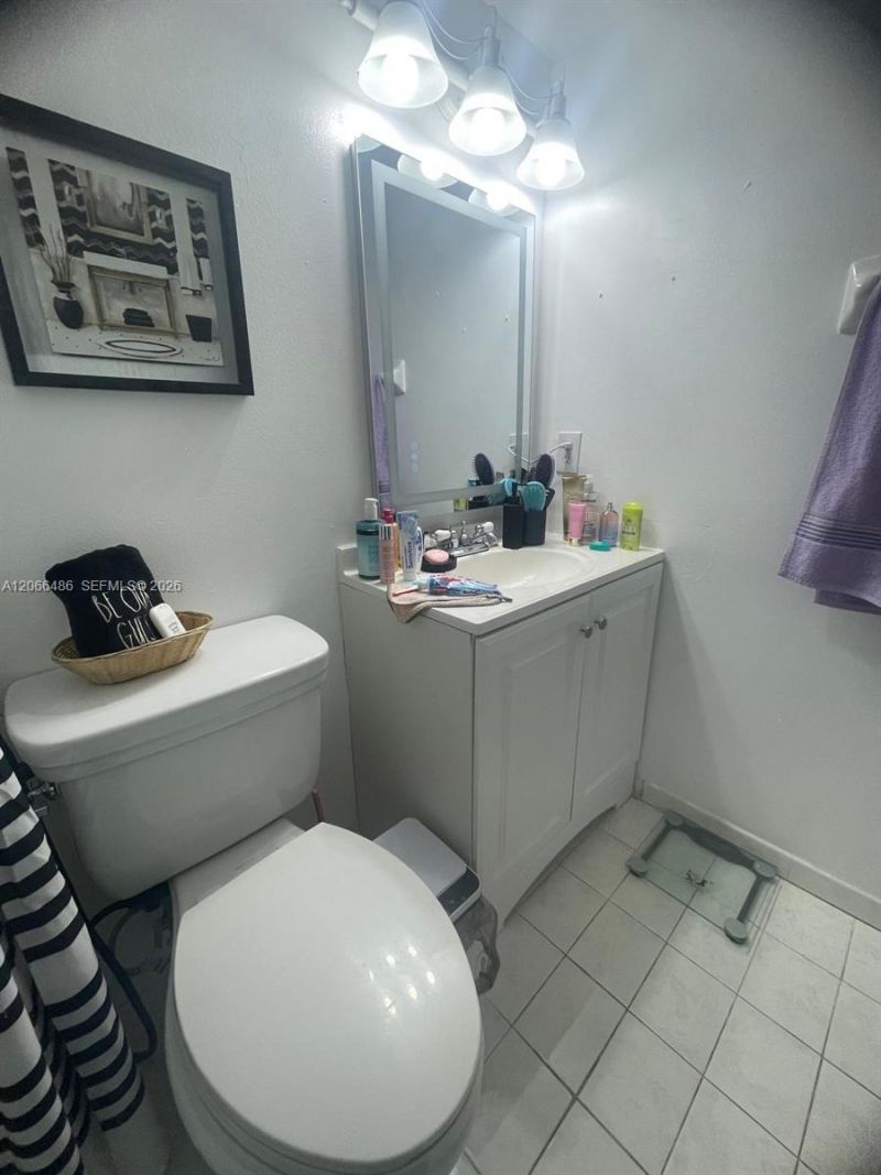 4689 NW 9th St, Unit 207, Miami, FL 33126 Photo