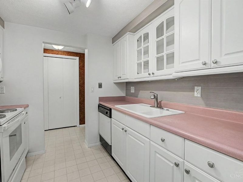1110 Eagle Feather Circle, Unit C, West Carrollton, OH 45449 Photo 17