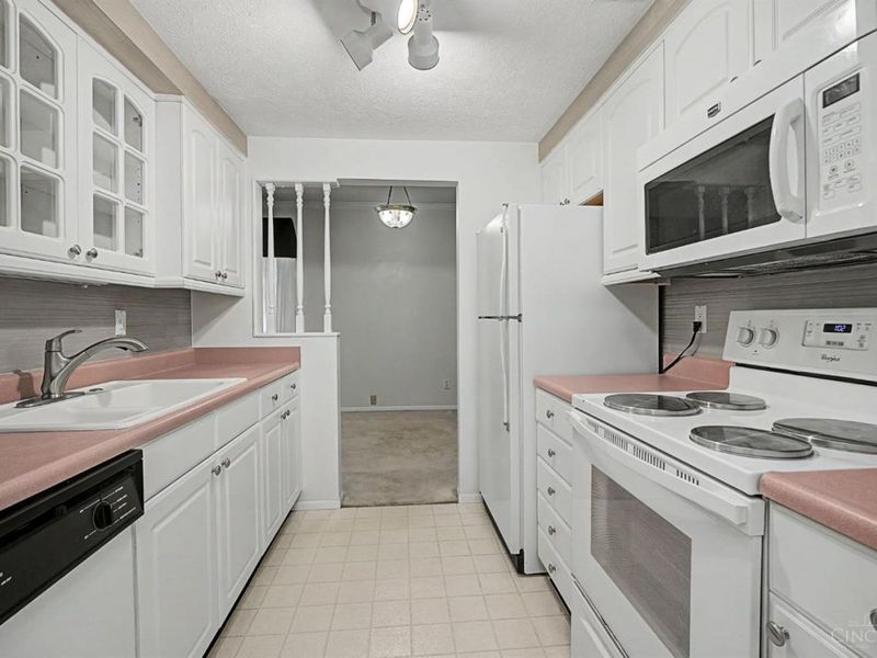 1110 Eagle Feather Circle, Unit C, West Carrollton, OH 45449 Photo 19