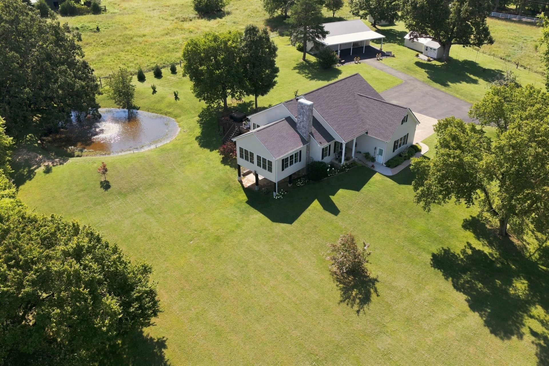 1160 Fleet Town Rd , Dickson, TN 37055 Main Photo