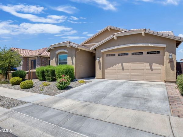 2208 W DUNBAR Drive, Phoenix, AZ 85041