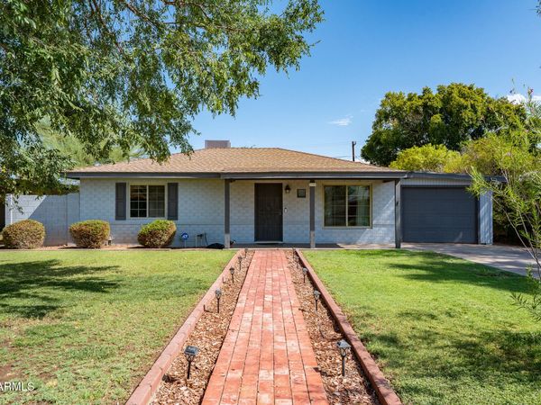 2144 W Whitton Avenue, Phoenix, AZ 85015