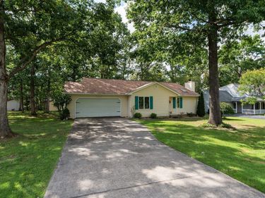 345 COOPER DR, STUARTS DRAFT, VA 24477