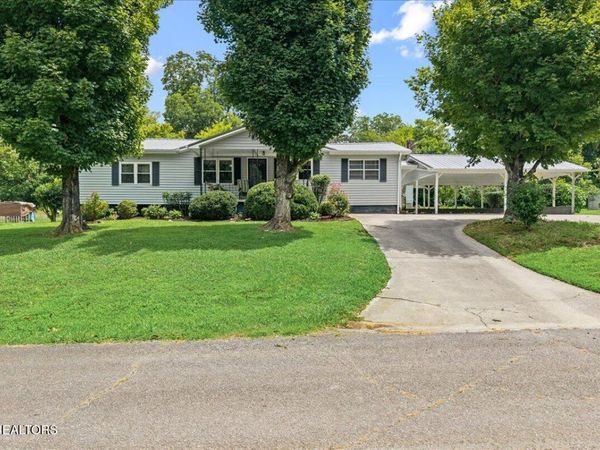 107 Georgia Ave, Etowah, TN 37331