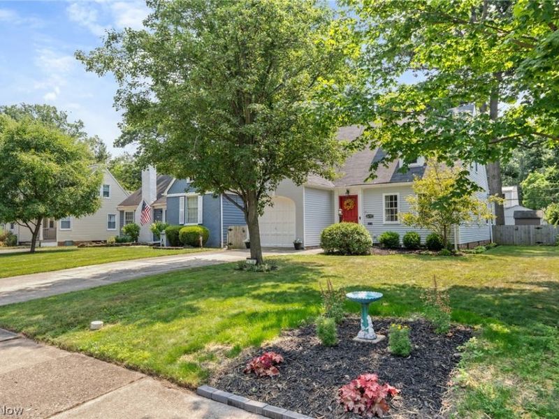 26707 Normandy Road, Bay Village, OH 44140 Photo 3