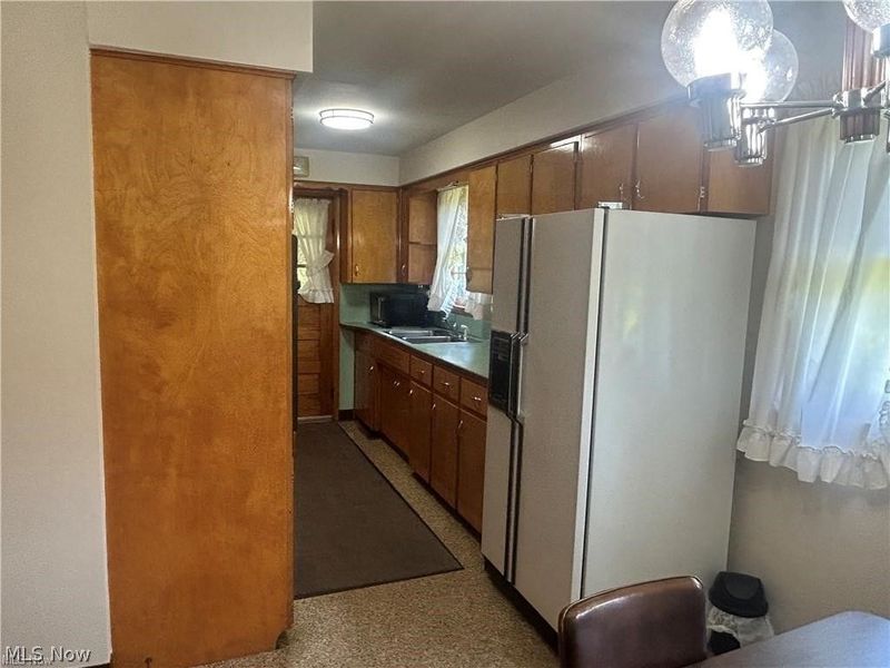 2419 Chandlersville Road, Zanesville, OH 43701 Photo 4