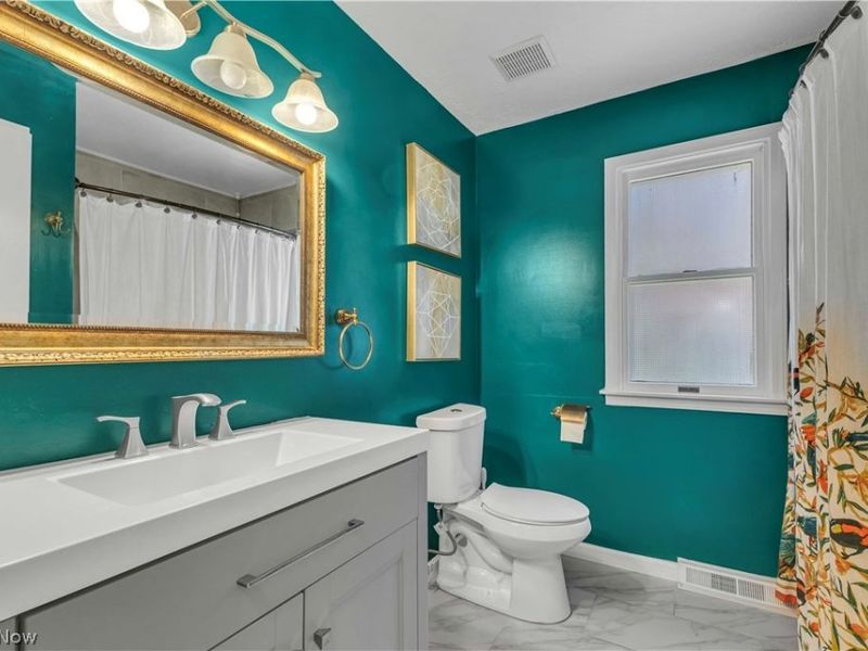 10077 Beaconsfield Drive, Parma Heights, OH 44130 Photo 12