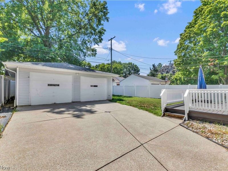 10077 Beaconsfield Drive, Parma Heights, OH 44130 Photo 31