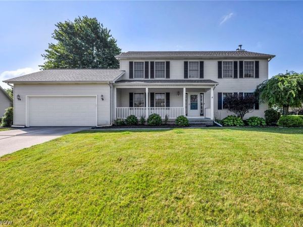 9454 Deer Hollow Drive , Mentor, OH 44060