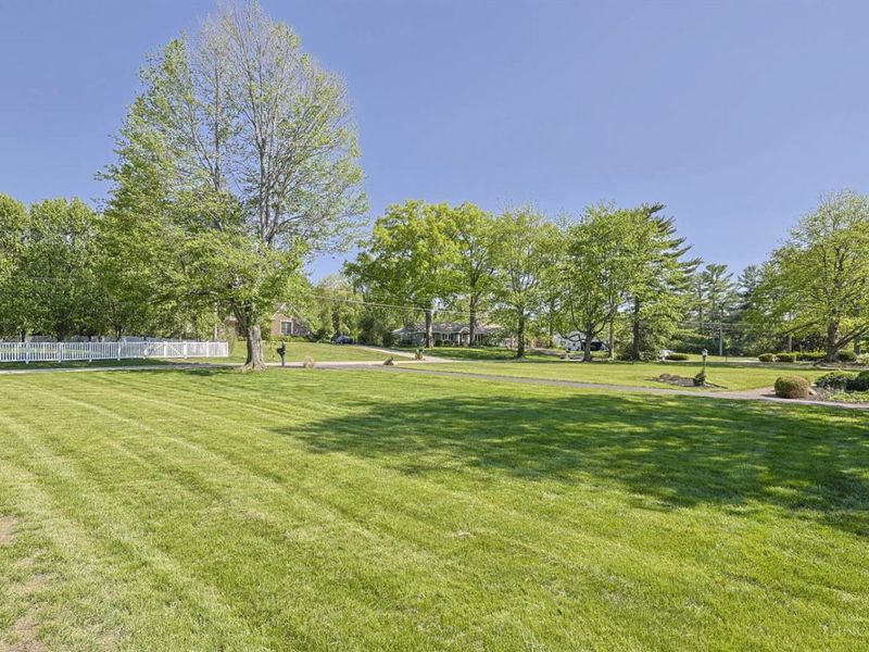 7795 Graves Road, Indian Hill, OH 45243 Photo 8