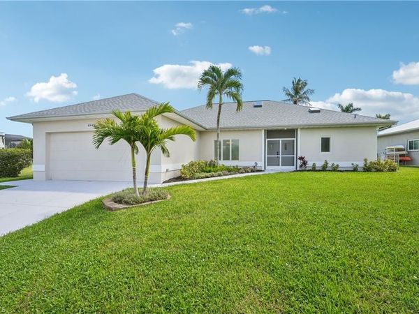 2815 SW 25th AVE, CAPE CORAL, FL 33914