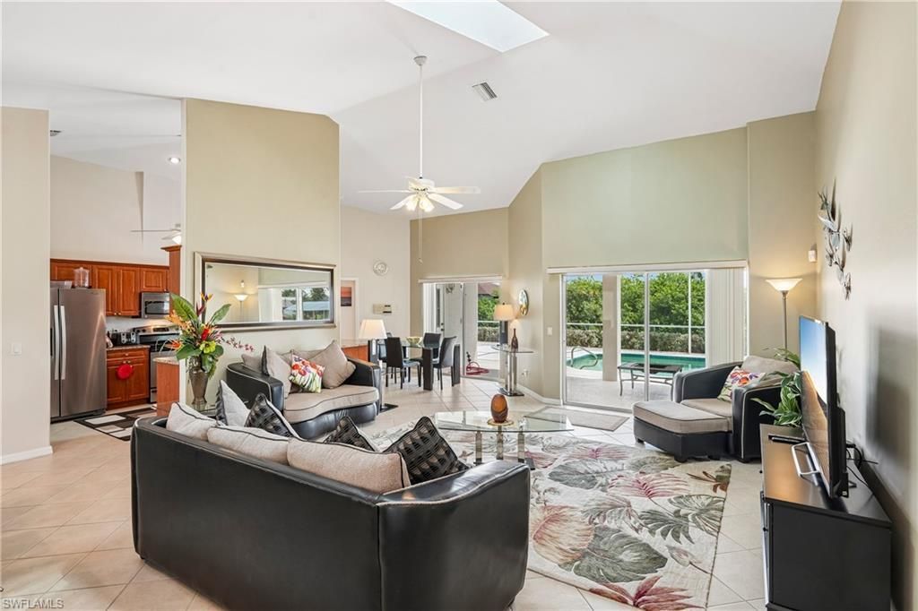 2815 SW 25th Ave, Cape Coral, FL 33914 Photo