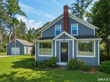 234 East, Litchfield, CT 06759
