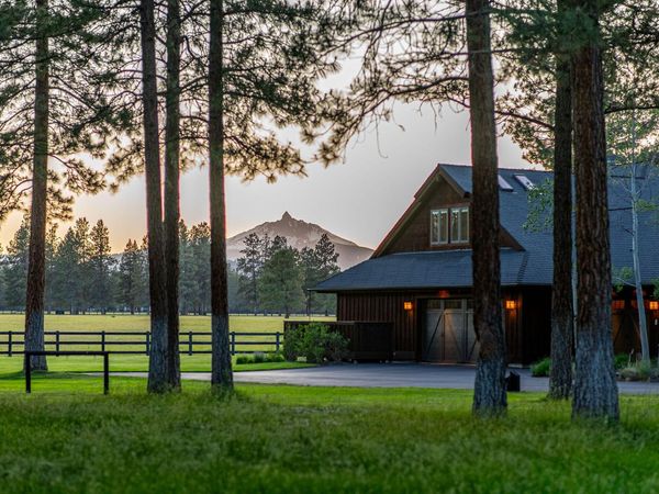 15385 Windigo Trail, Sisters, OR 97759