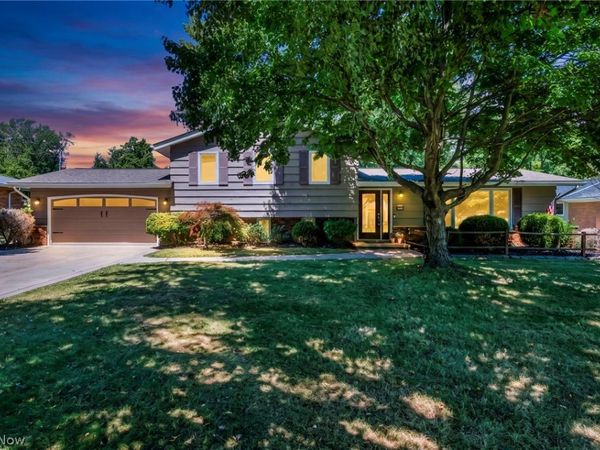 3665 Russett Drive , Broadview Heights, OH 44147