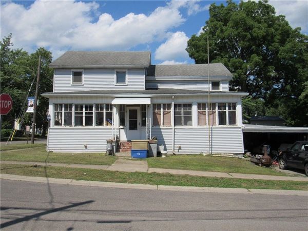 31 Caroline Street, Clyde, NY 14433