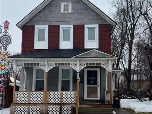 1312 Ontario Avenue , Niagara Falls, NY 14305
