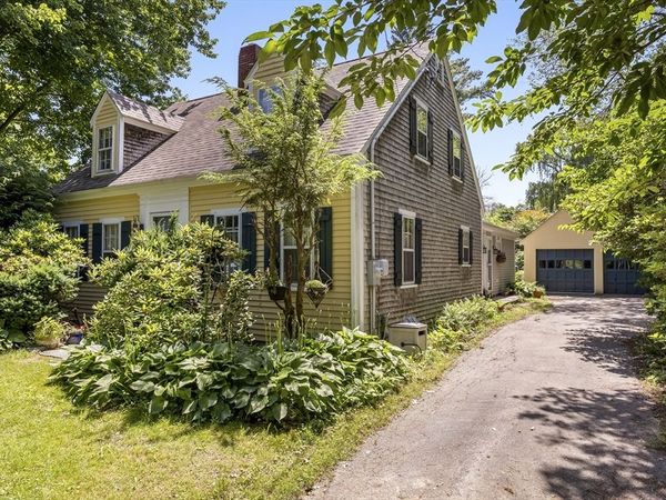 12 Rolfes Ln, Newbury, MA 01951