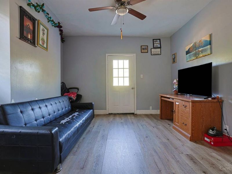 830 Harris Avenue, Cincinnati, OH 45205 Photo 6