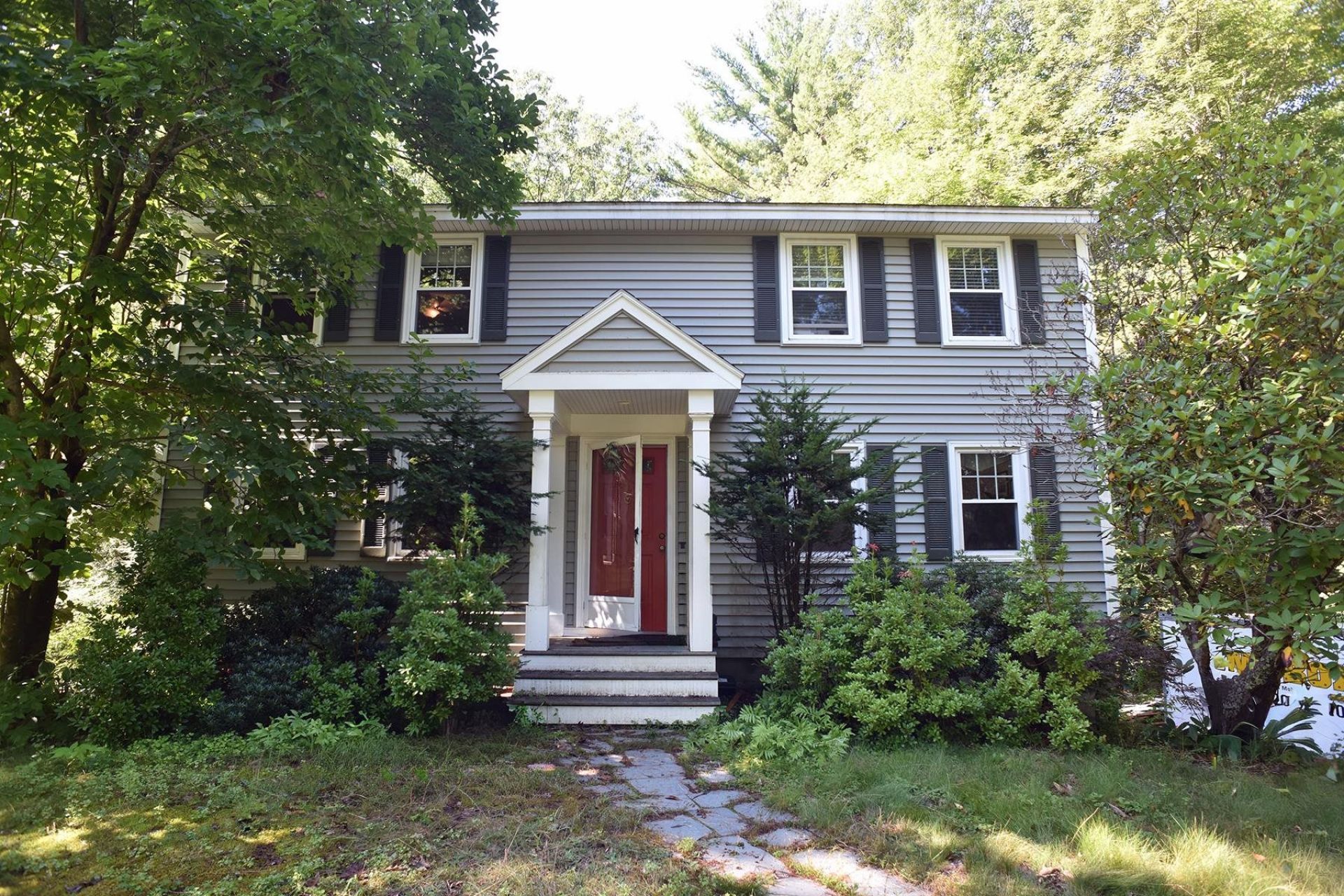 35 Raeder Drive, Stratham, NH 03885 Main Photo