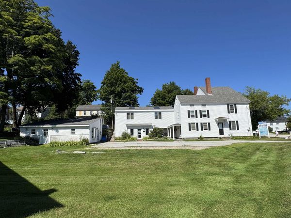125-127 Nashua Street, Milford, NH 03055