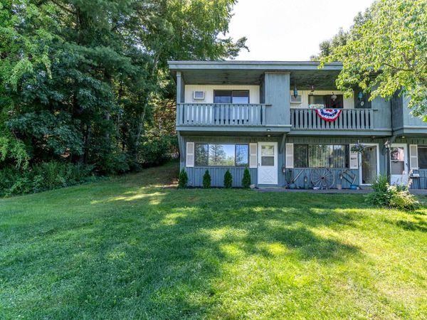 28 Chandler Avenue, Unit 1, Plaistow, NH 03865