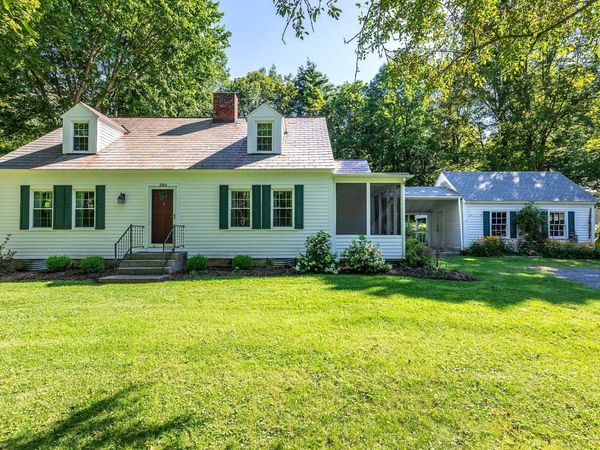 2984 VT Route 313, Arlington, VT 05250
