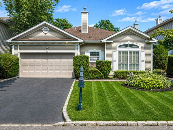 163 Hamlet Drive, Mount Sinai, NY 11766