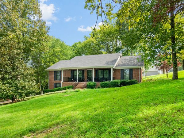 2025 Duncan Dr , Lewisburg, TN 37091