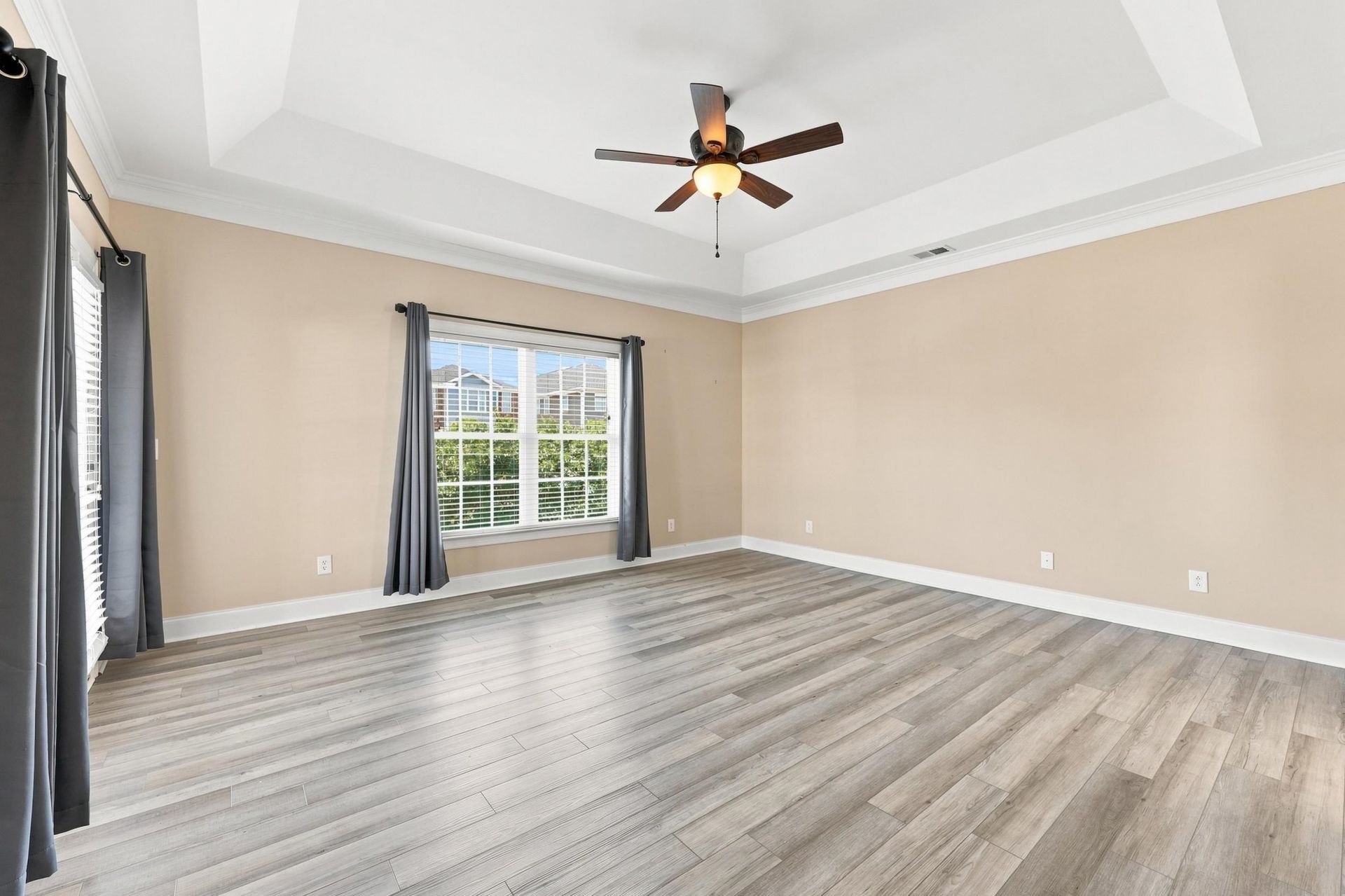 456 Saint Julian Ln. Photo 18