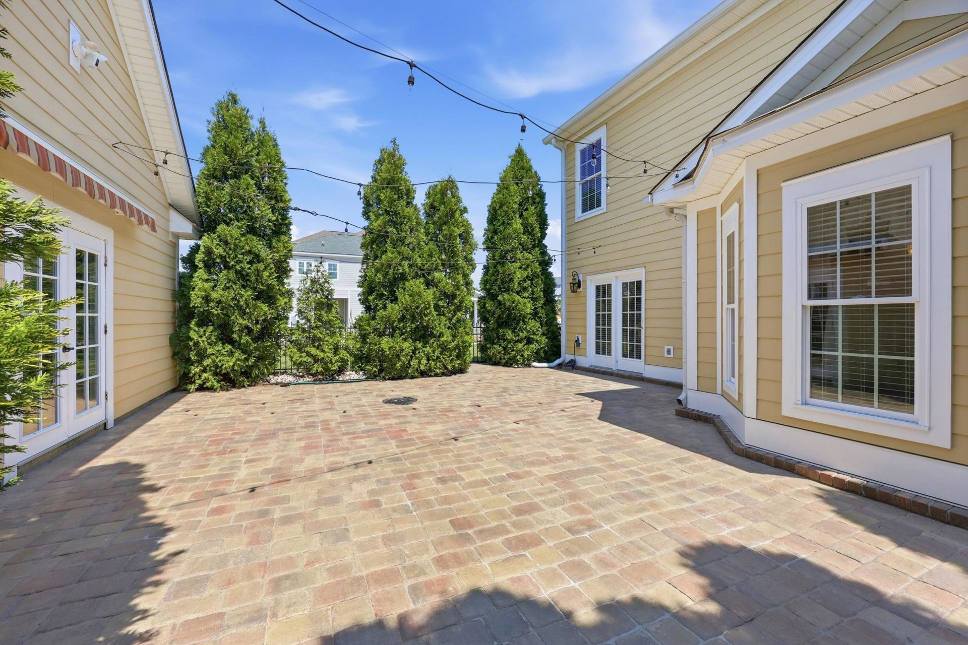 456 Saint Julian Ln. Photo 33