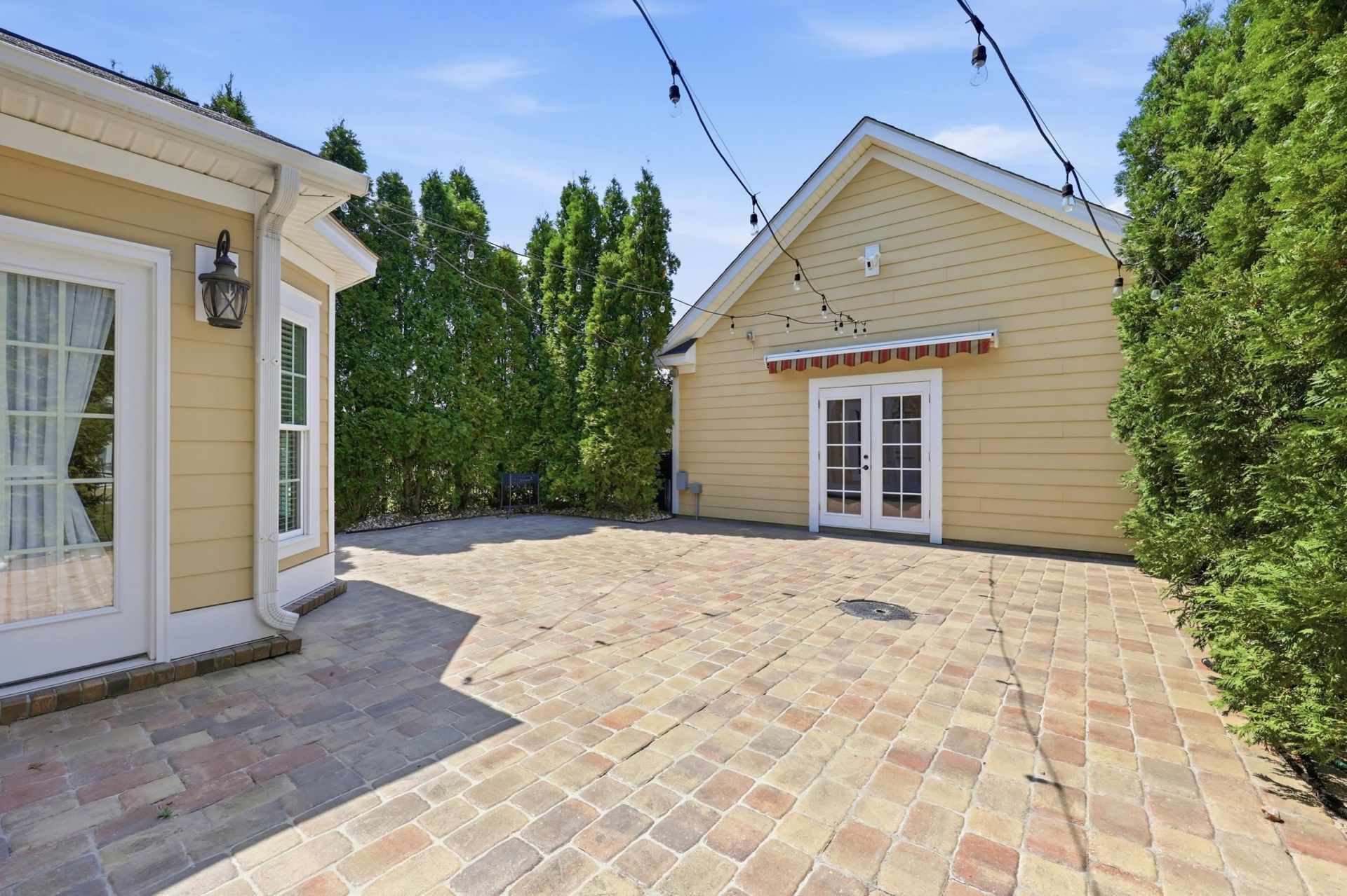 456 Saint Julian Ln. Photo 34