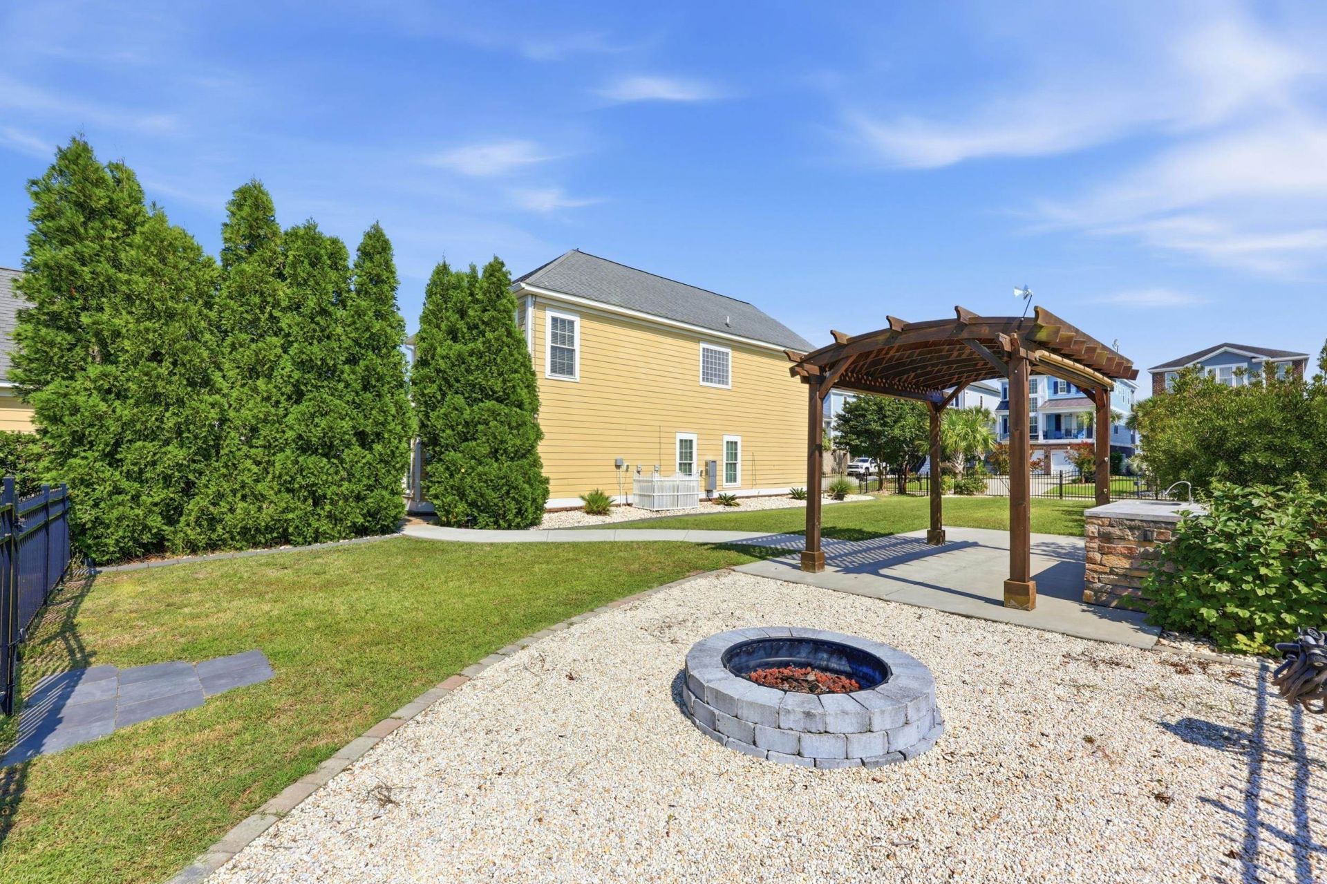 456 Saint Julian Ln. Photo 39