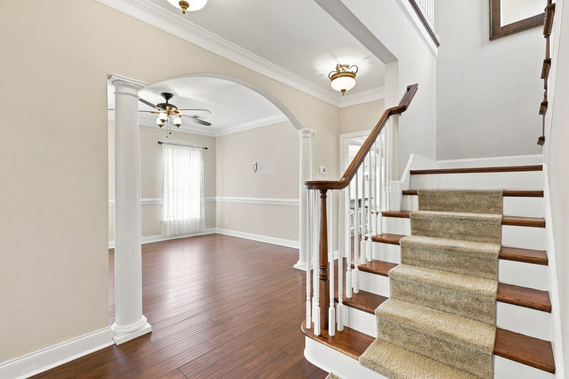 456 Saint Julian Ln. Photo 6