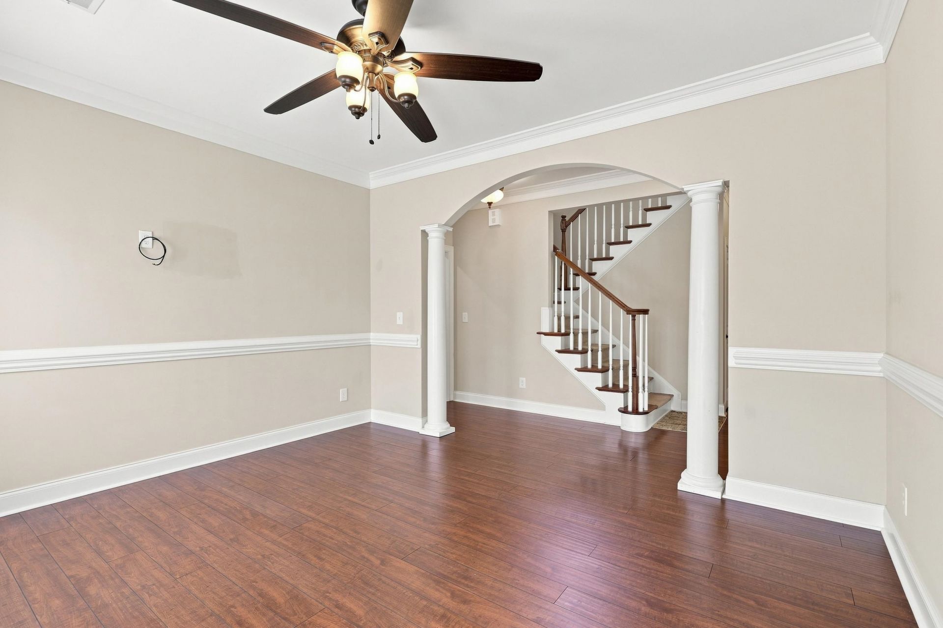 456 Saint Julian Ln. Photo 7