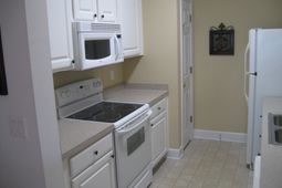 5011 Harvest Dr. photo 4