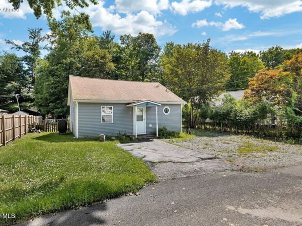 1 Forest Street, Averill Park, NY 12018