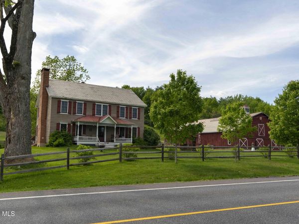 1135 Middleline Road, Ballston Spa, NY 12020