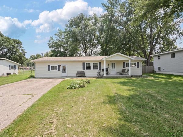 511 W Washington Street, Galveston, IN 46932