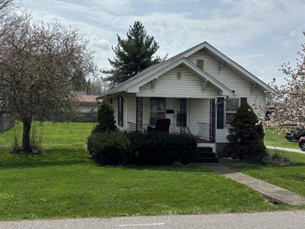 205 E Arthur Street, Salem, IN 47167