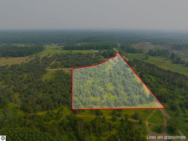 Getaway Trail, Kingsley, MI 49649