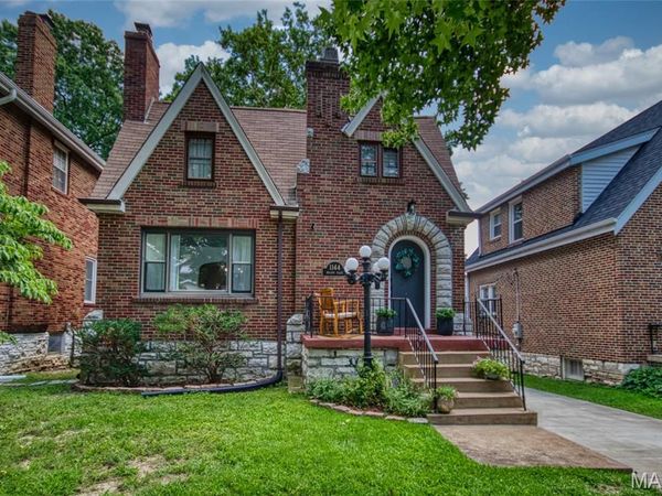 1144 Boland Place, Richmond Heights, MO 63117