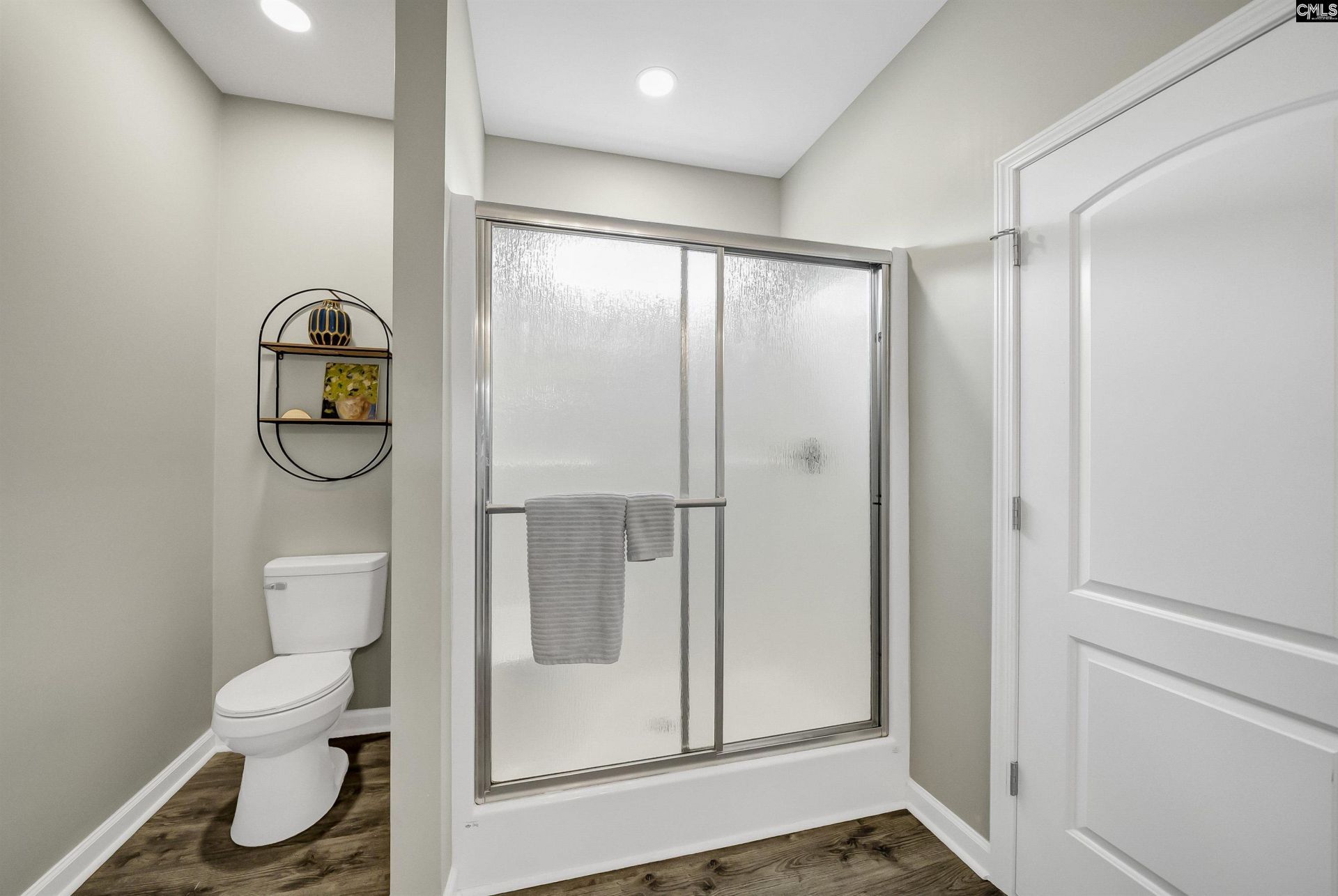 1 Lower Glen Court Photo 22