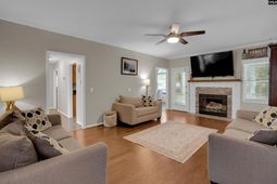 125 Ridgecrest Drive photo 4
