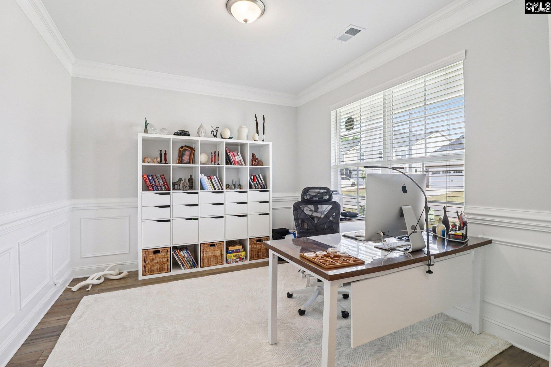 369 Stillington Street  Photo 12