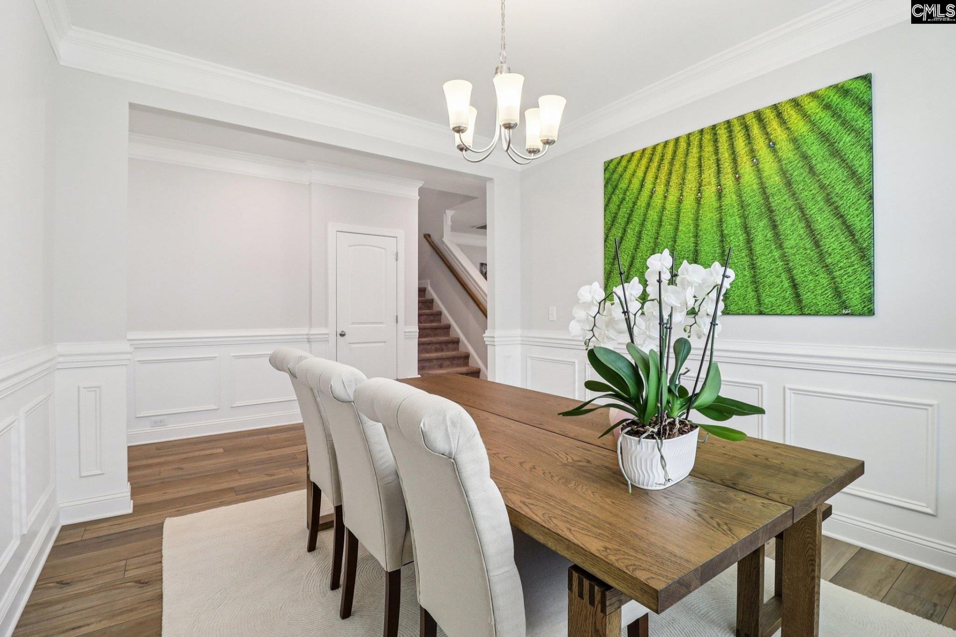 369 Stillington Street  Photo 8