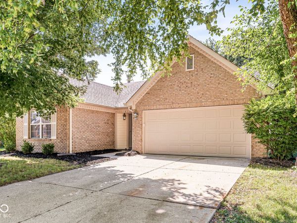 7155 Woodgate Drive, Fishers, IN 46038