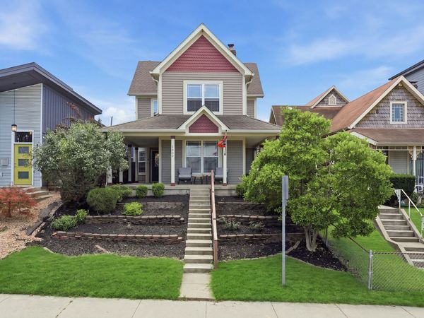 1037 E Ohio Street , Indianapolis, IN 46202