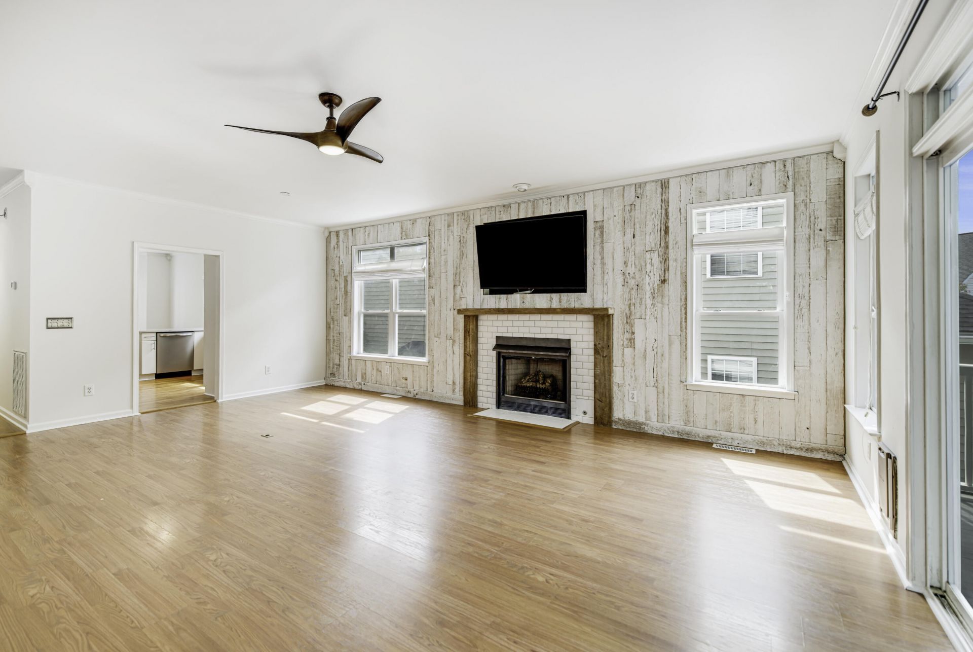 819 Harbor Place Drive Photo 20