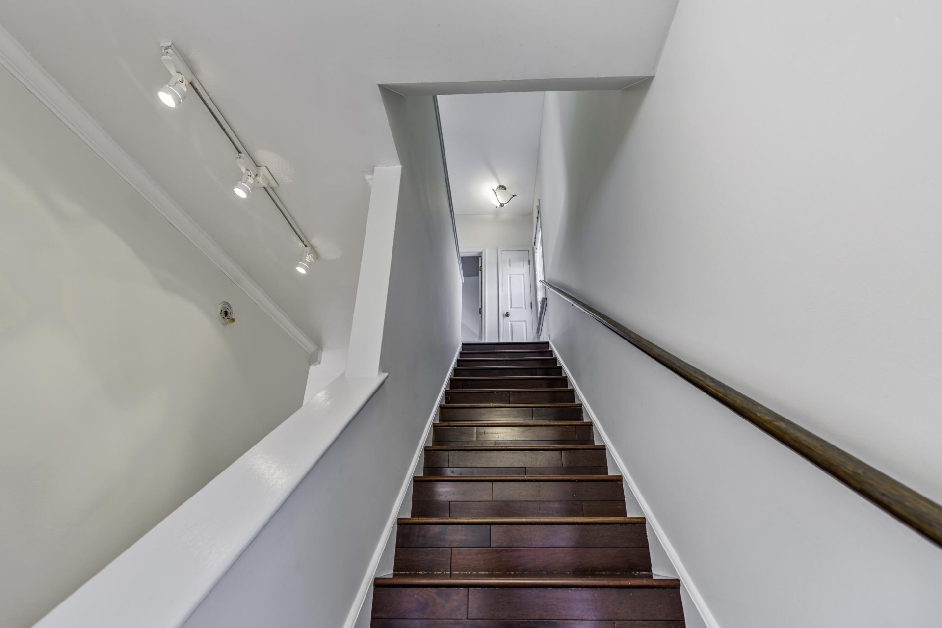 819 Harbor Place Drive Photo 25